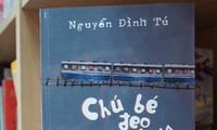 "Chú bé đeo ba lô màu đỏ" - giấc mơ trẻ thơ của Nguyễn Đình Tú